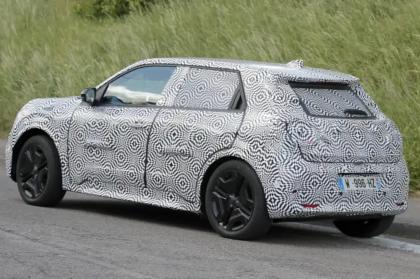 Το νέο Nissan Micra πιάστηκε «επ’αυτοφώρω» σε δοκιμές